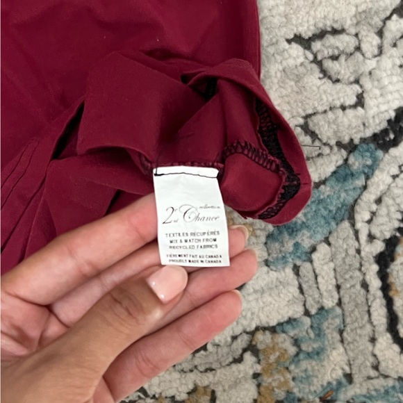 2e Chance Made in Canada Top - Picture 6 of 7